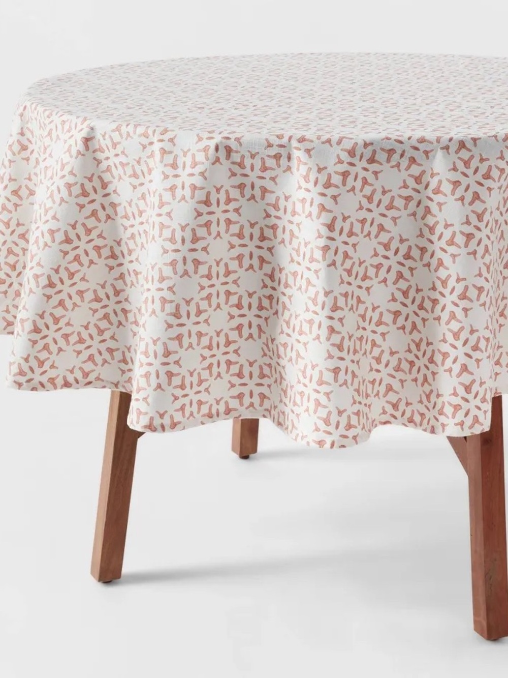 Threshold Round Pink Patterned Tablecloth